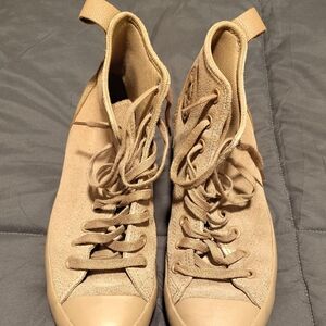 Converse Stylish Tan High-Top Women's Sneakers